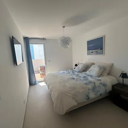 Apartamento 2-bedroom Pool Parking Private Access *